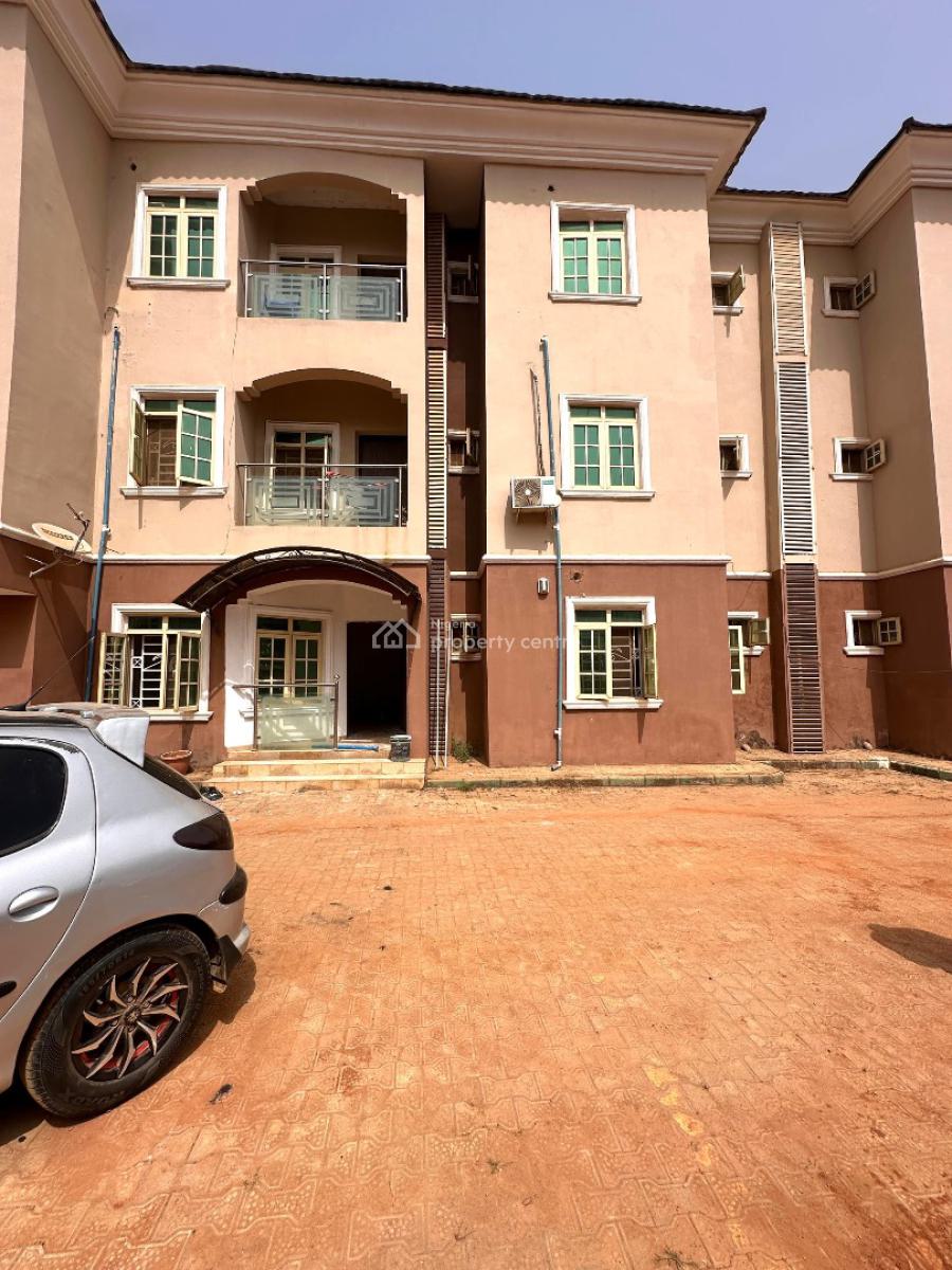 Spacious 3 Bedrooms Flats, Katampe (main), Katampe, Abuja, Flat / Apartment for Rent