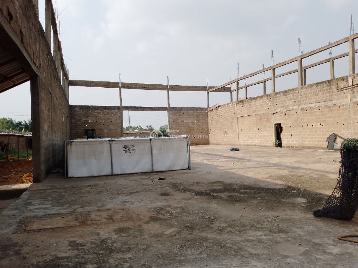 Uncompleted Commercial Factory Warehouse., Obaran Road By Ofada Round About Mowe., Mowe Ofada, Ogun, Factory for Sale