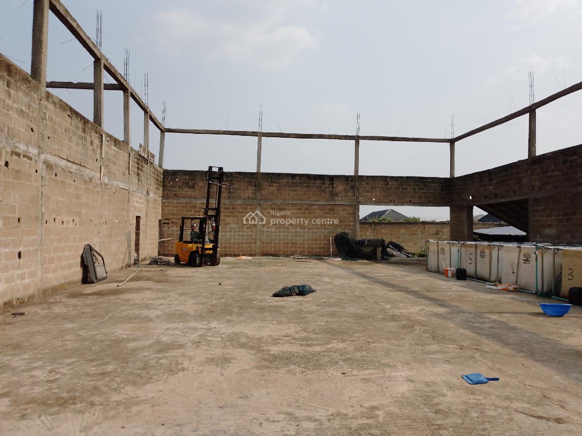 Uncompleted Commercial Factory Warehouse., Obaran Road By Ofada Round About Mowe., Mowe Ofada, Ogun, Factory for Sale