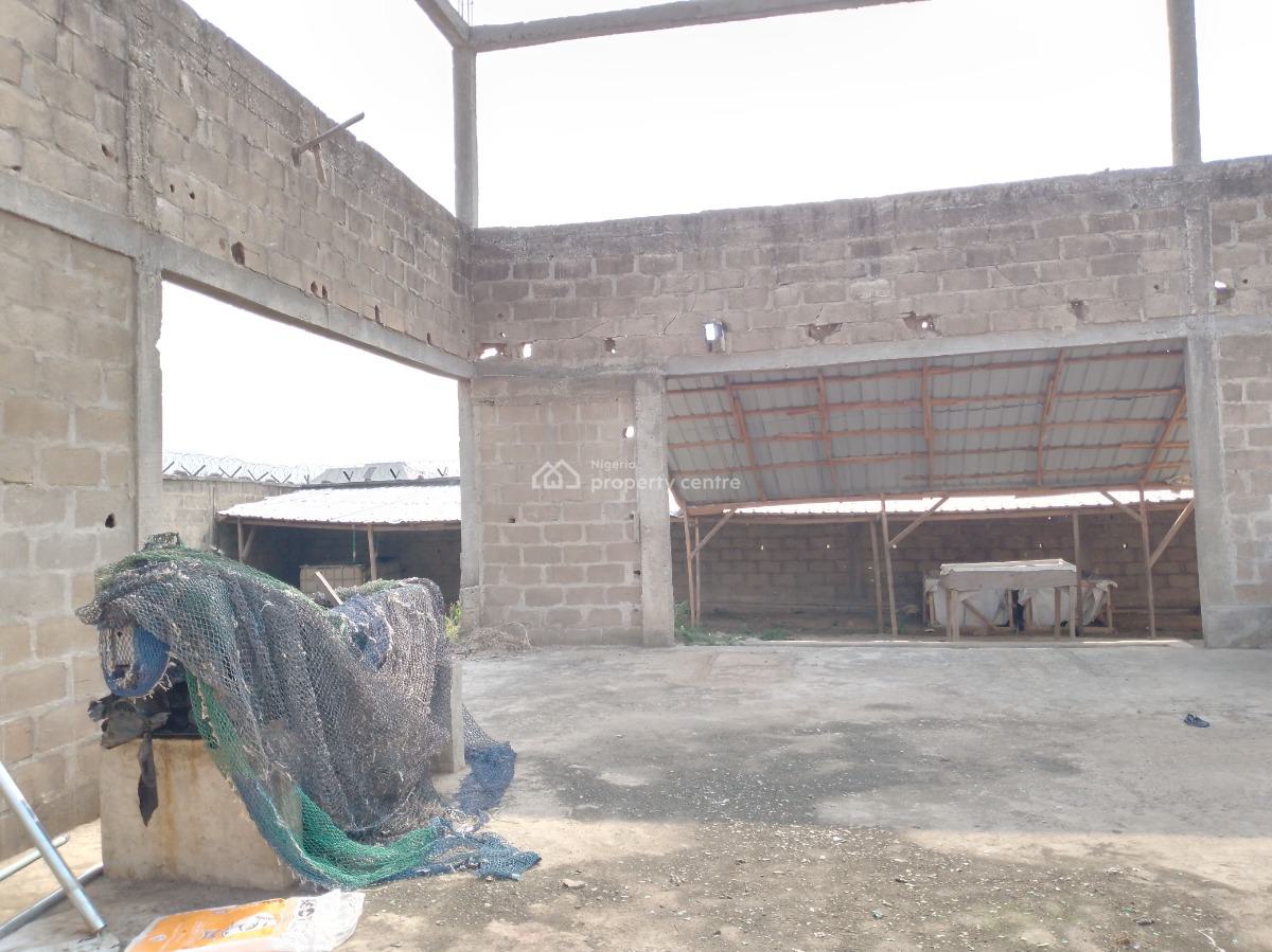 Uncompleted Commercial Factory Warehouse., Obaran Road By Ofada Round About Mowe., Mowe Ofada, Ogun, Factory for Sale