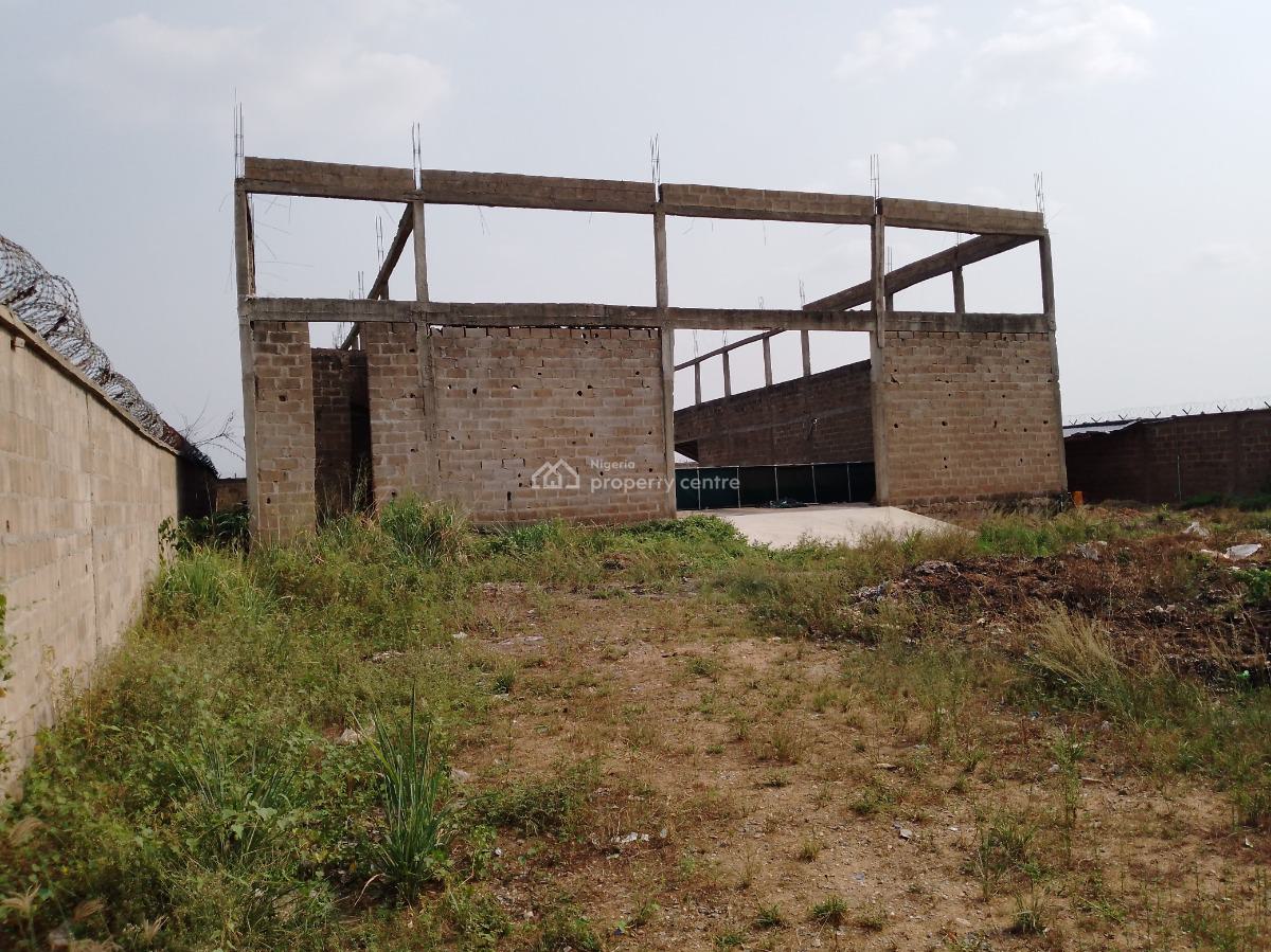 Uncompleted Commercial Factory Warehouse., Obaran Road By Ofada Round About Mowe., Mowe Ofada, Ogun, Factory for Sale
