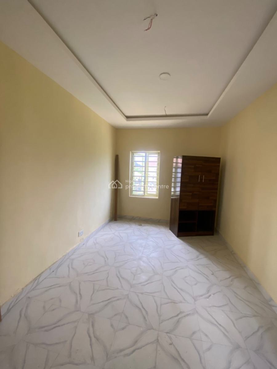 Very Sweet and Lovable Sharp Spacious Classic 2bed Upstairs Hot Cake, Miniru Estate Ogombo, Ogombo, Ajah, Lagos, Flat / Apartment for Rent
