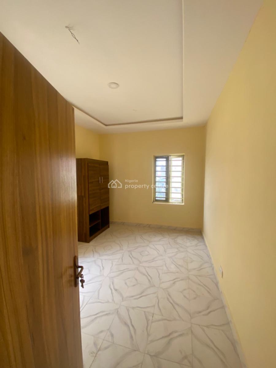 Very Sweet and Lovable Sharp Spacious Classic 2bed Upstairs Hot Cake, Miniru Estate Ogombo, Ogombo, Ajah, Lagos, Flat / Apartment for Rent