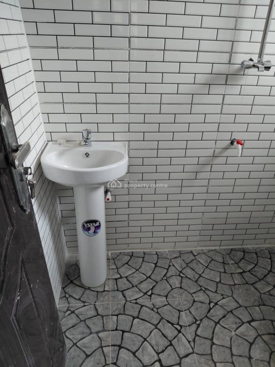 Newly Built of 3 Units of 2 Bedrooms Bungalow with Modern Facilities, Olive Estate Beside Shalom School,ile Tuntun Jericho Extension Ibadan, Jericho, Ibadan, Oyo, Detached Bungalow for Sale