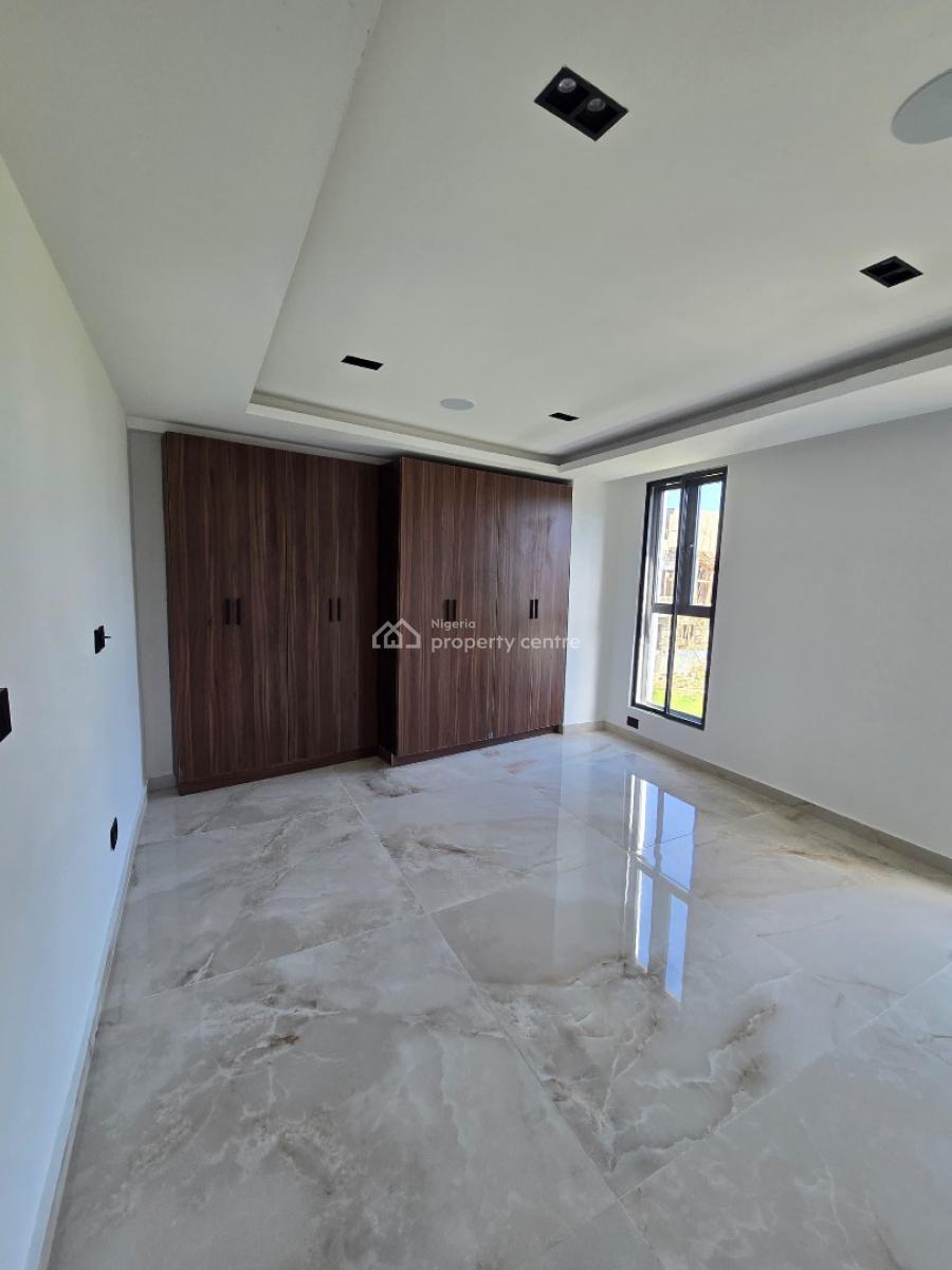 Elegant and Spacious 5-bedroom Semi-detached Duplex with Bq, Cowrie Creek Estate, Ikate, Lekki, Lagos, Semi-detached Duplex for Sale