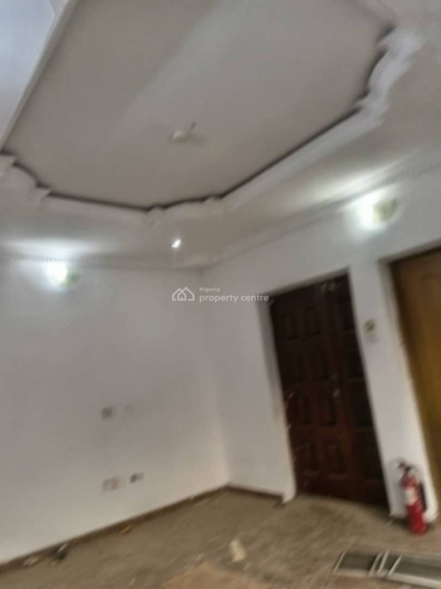 *fresh 6 Units Nicely Renovated 2 Bedroom Up N Ground Flats, Ori-oke, Ogudu, Lagos, Flat / Apartment for Rent