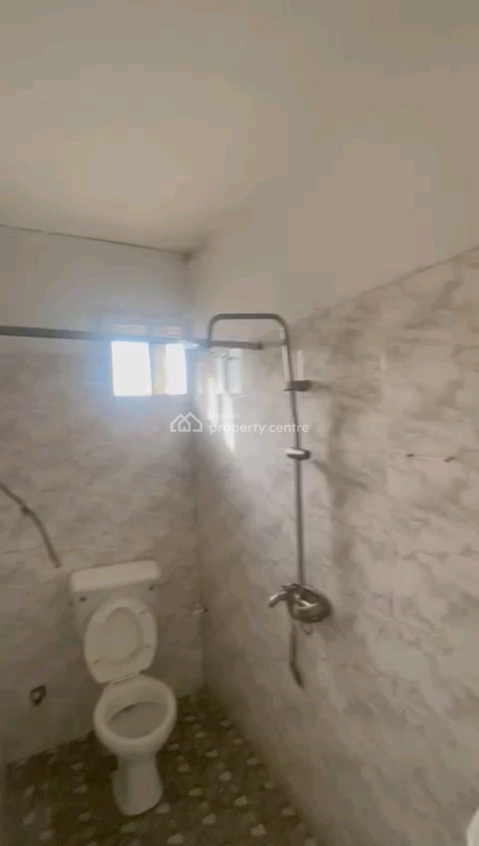 a Relatively New and Standard 3bedroom Apartment, Upstairs, Primate Adejobi Crescent, Aladura, Anthony, Maryland, Lagos, Flat / Apartment for Rent