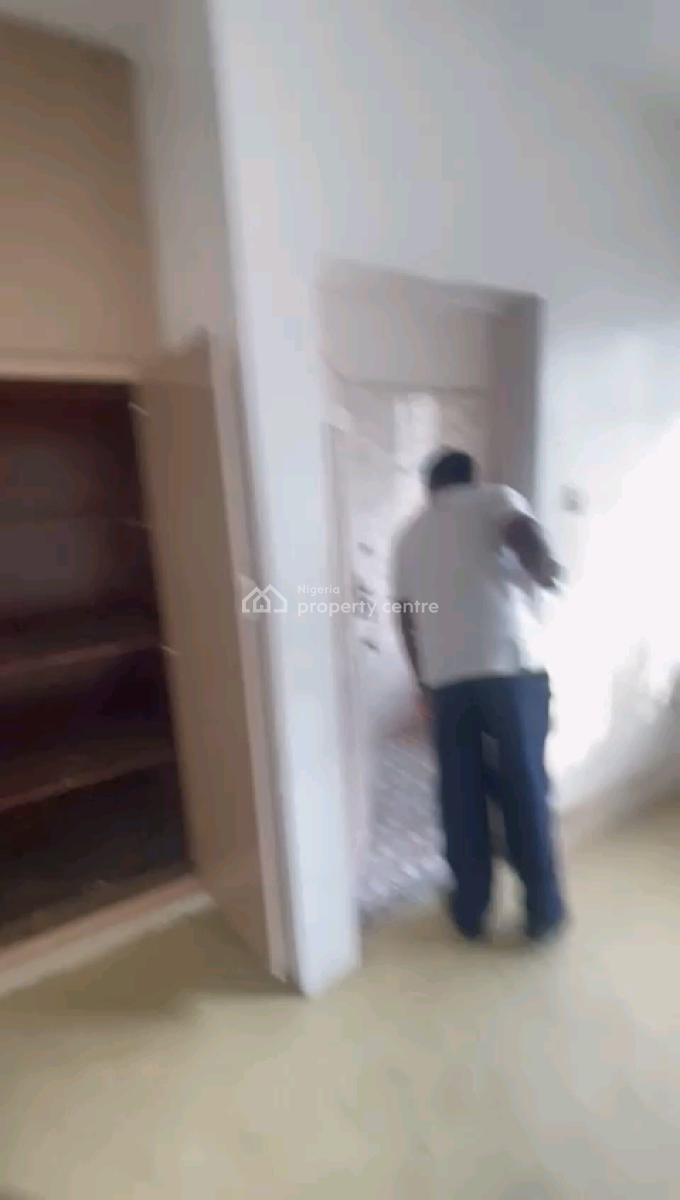 a Relatively New and Standard 3bedroom Apartment, Upstairs, Primate Adejobi Crescent, Aladura, Anthony, Maryland, Lagos, Flat / Apartment for Rent