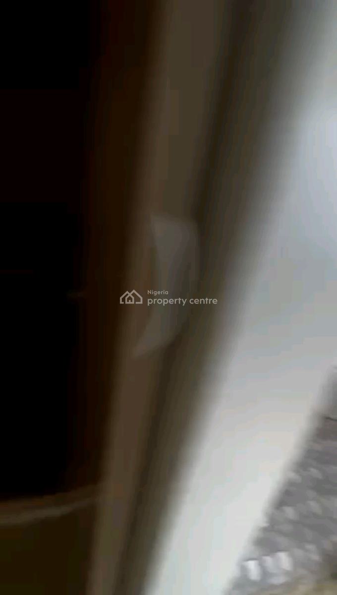 a Relatively New and Standard 3bedroom Apartment, Upstairs, Primate Adejobi Crescent, Aladura, Anthony, Maryland, Lagos, Flat / Apartment for Rent