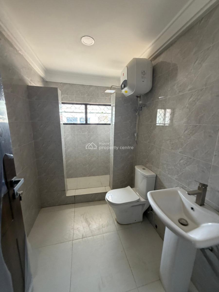 Well Renovated 5 Bedroom Detached Duplex in Prime Location, Maitama District, Abuja, Detached Duplex for Rent