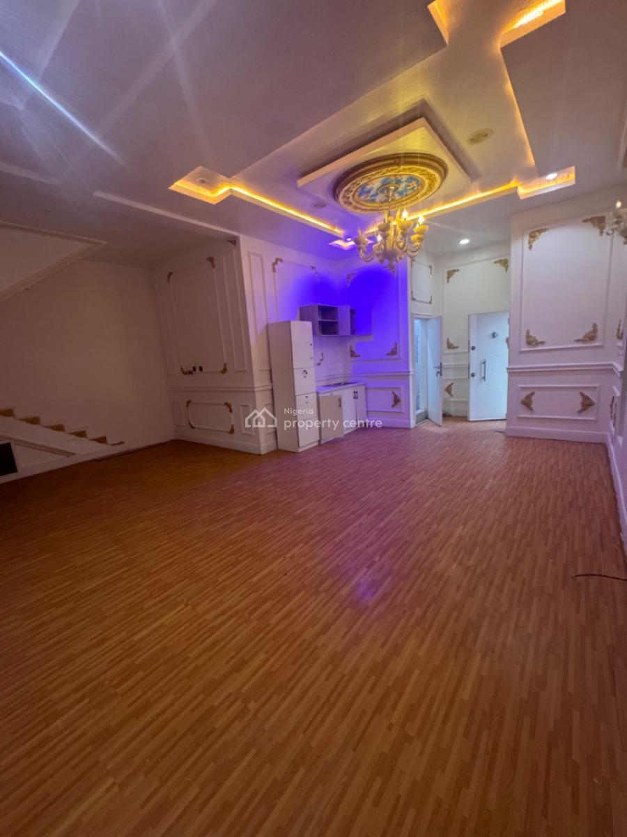 Self Contained, Van Daniel Estate, Orchid Road, Lekki, Lagos, Self Contain (single Rooms) for Rent