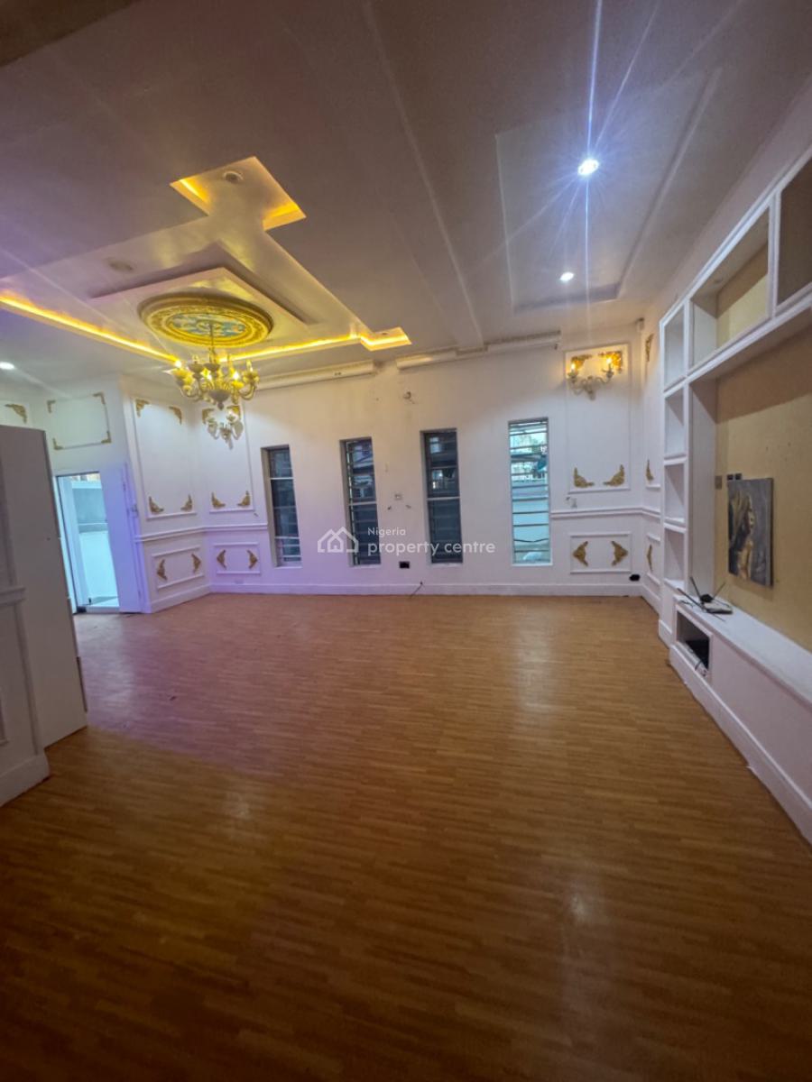 Self Contained, Van Daniel Estate, Orchid Road, Lekki, Lagos, Self Contain (single Rooms) for Rent