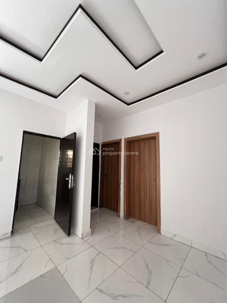 Well Maintained 1 Bedroom Apartment { Upstairs}, Alashila, Ogombo, Ajah, Lagos, Mini Flat (room and Parlour) for Rent