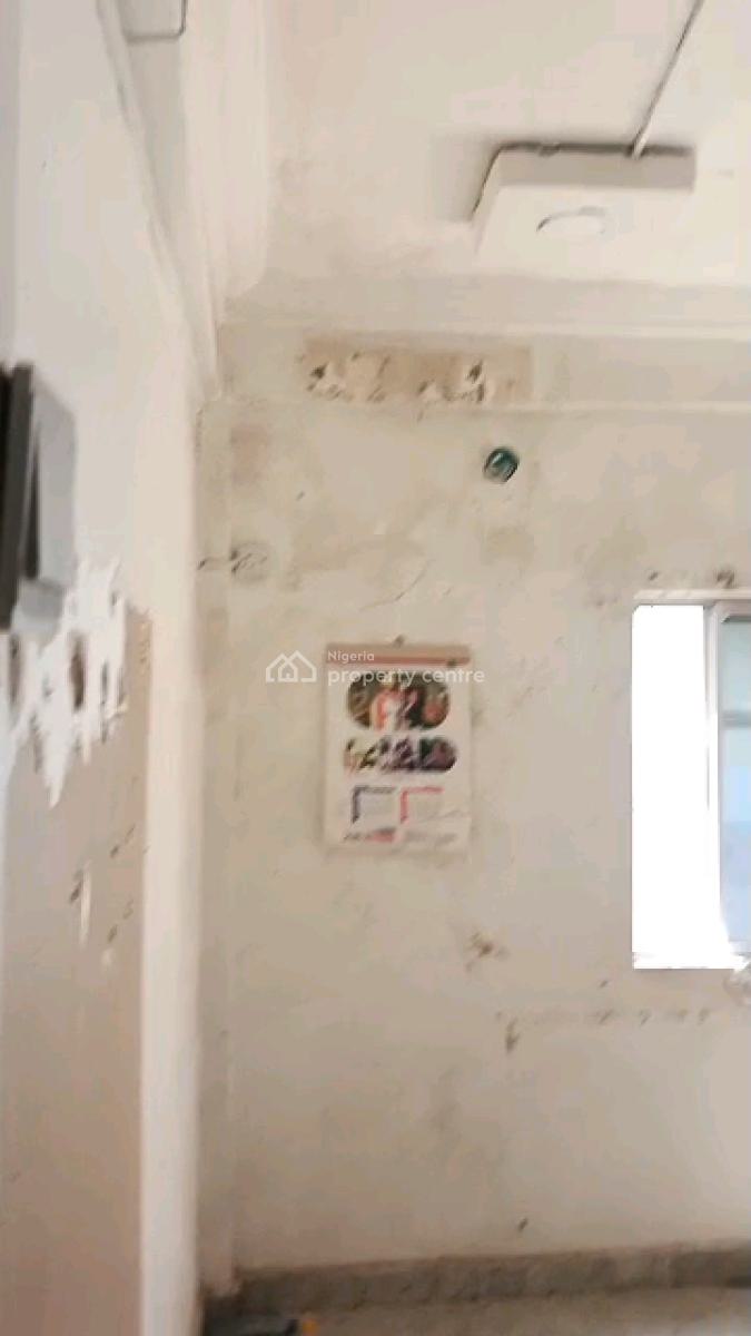 a Standard and Spacious Miniflat, Adekunle, Yaba, Lagos, Mini Flat (room and Parlour) for Rent