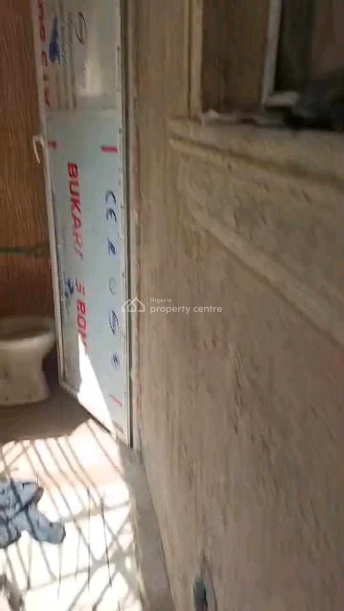 a Standard and Spacious Miniflat, Adekunle, Yaba, Lagos, Mini Flat (room and Parlour) for Rent