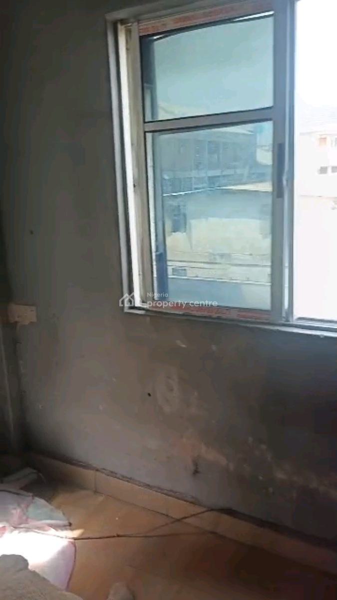 a Standard and Spacious Miniflat, Adekunle, Yaba, Lagos, Mini Flat (room and Parlour) for Rent