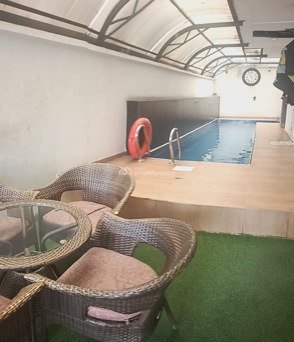 Well Furnished 2 Bedroom Apartment, Off Ogudu Road, Ogudu, Lagos, Flat / Apartment Short Let