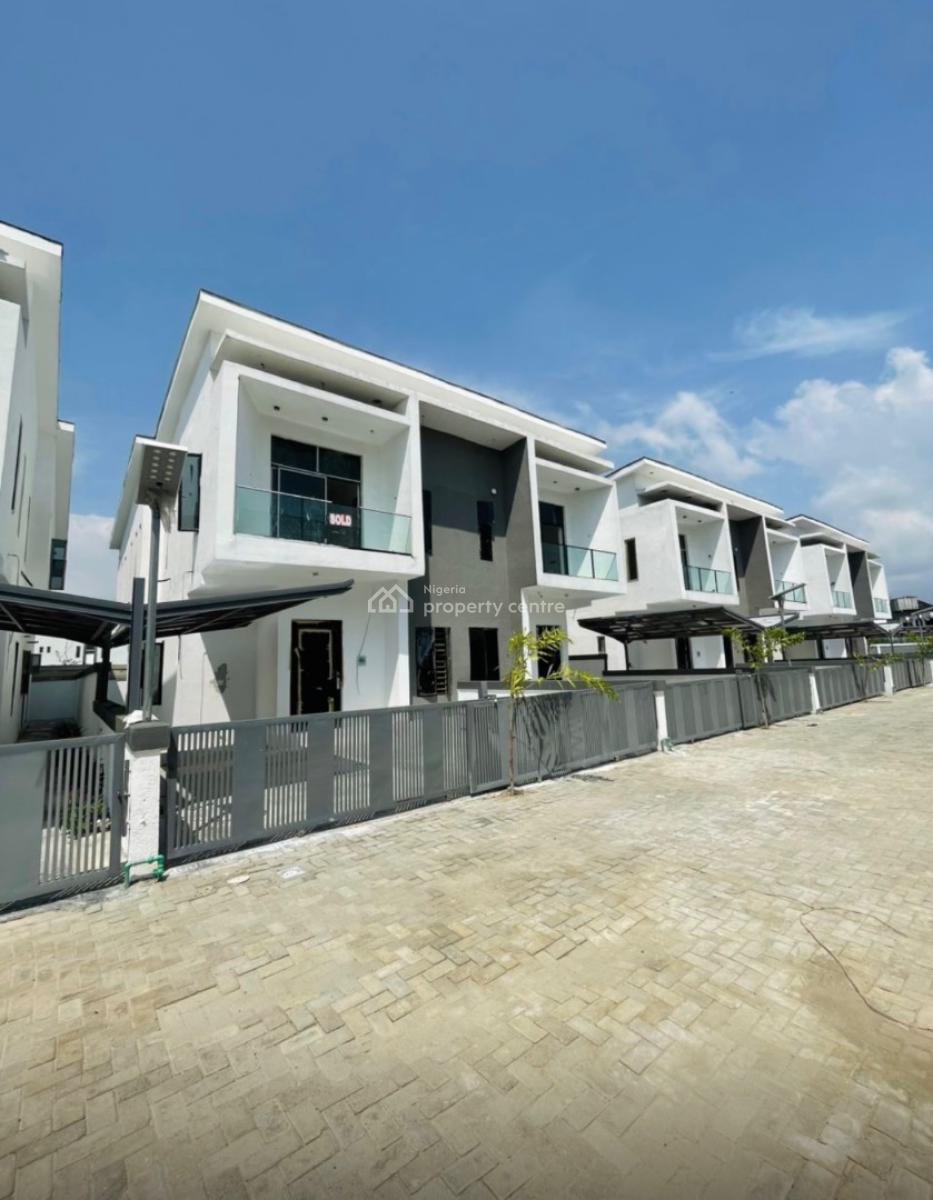 Self Compound 4 Bedroom Semi Detached Duplex with Bq, Orchid Road, Lekki, Lagos, Semi-detached Duplex for Rent