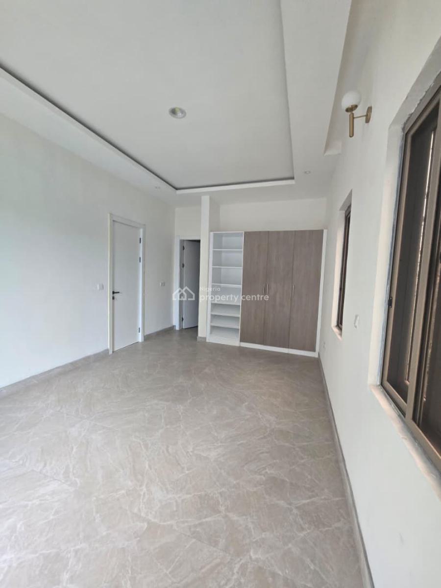 Elegant and Spacious 5-bedroom Semi-detached Duplex with Bq, Banana Island, Ikoyi, Lagos, Semi-detached Duplex for Sale