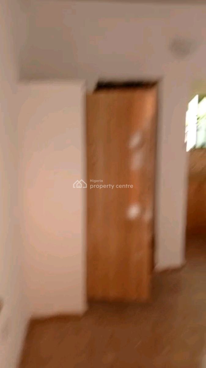 Standard Room Self Contain, Ebute Metta West, Yaba, Lagos, Self Contain (single Rooms) for Rent