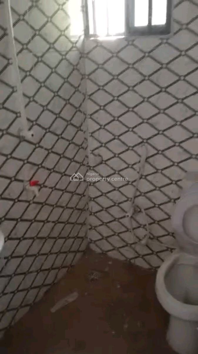 Standard Room Self Contain, Ebute Metta West, Yaba, Lagos, Self Contain (single Rooms) for Rent