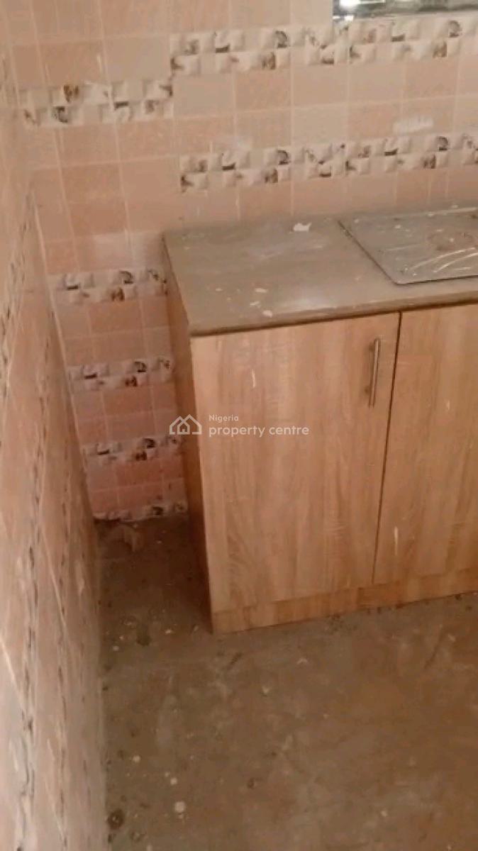 Standard Room Self Contain, Ebute Metta West, Yaba, Lagos, Self Contain (single Rooms) for Rent