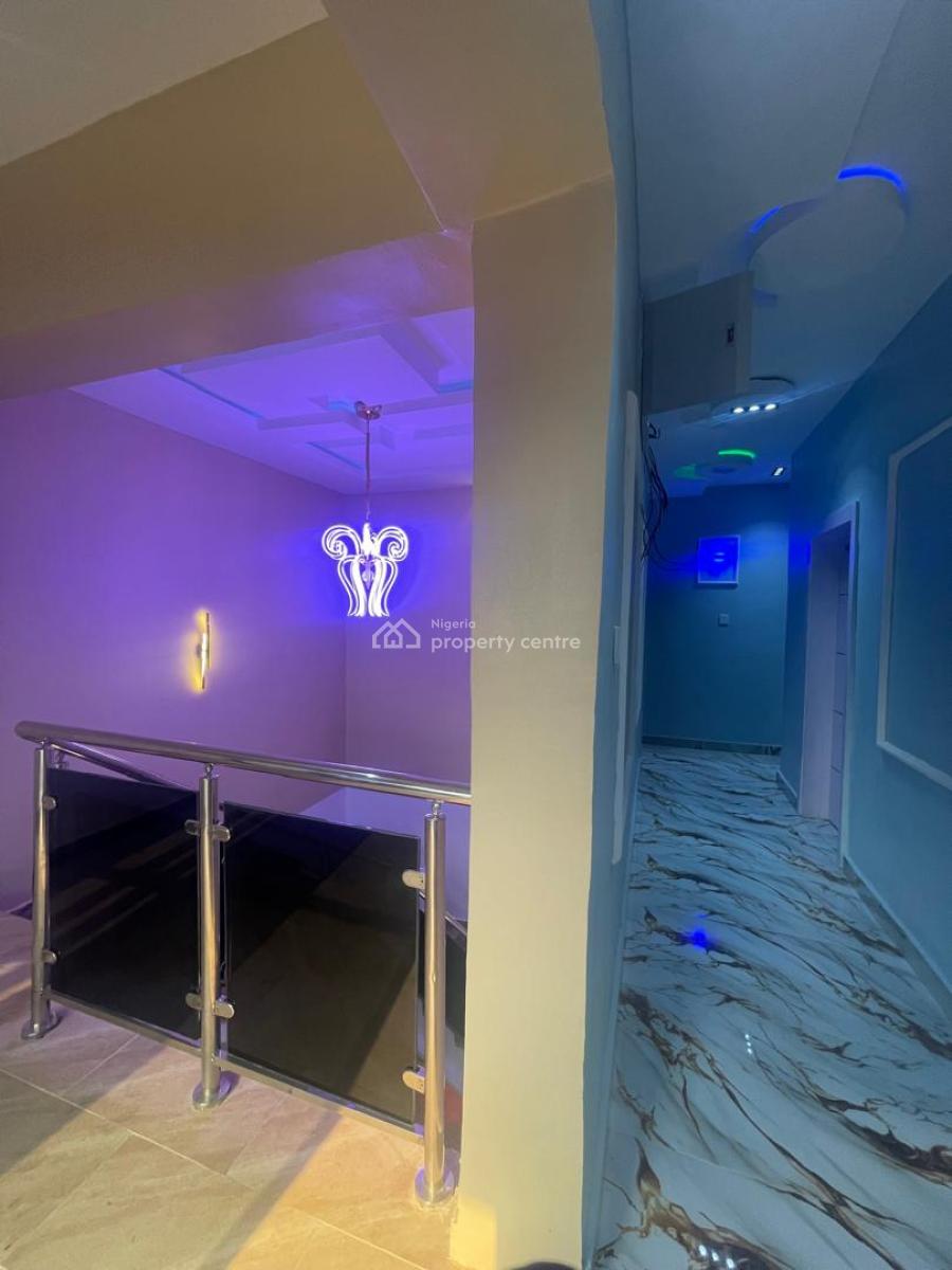 Middle Unit - Luxurious Signature 4 Bedroom Duplex, World Bank Housing Estate, New Owerri, Owerri Municipal, Imo, Terraced Duplex for Sale