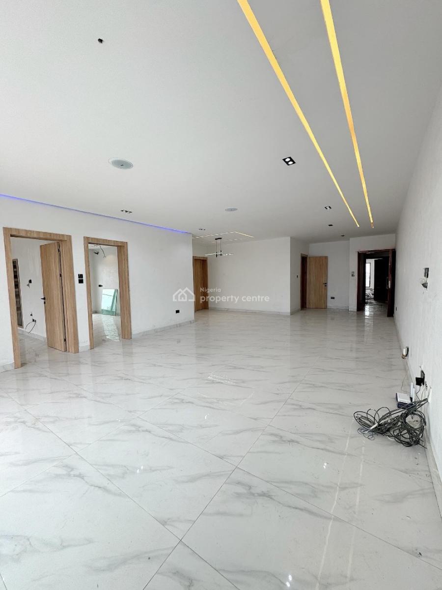 Lovely 2 Bedroom Apartment with Bq, Lekki Phase 1, Lekki Phase 1, Lekki, Lagos, Block of Flats for Sale