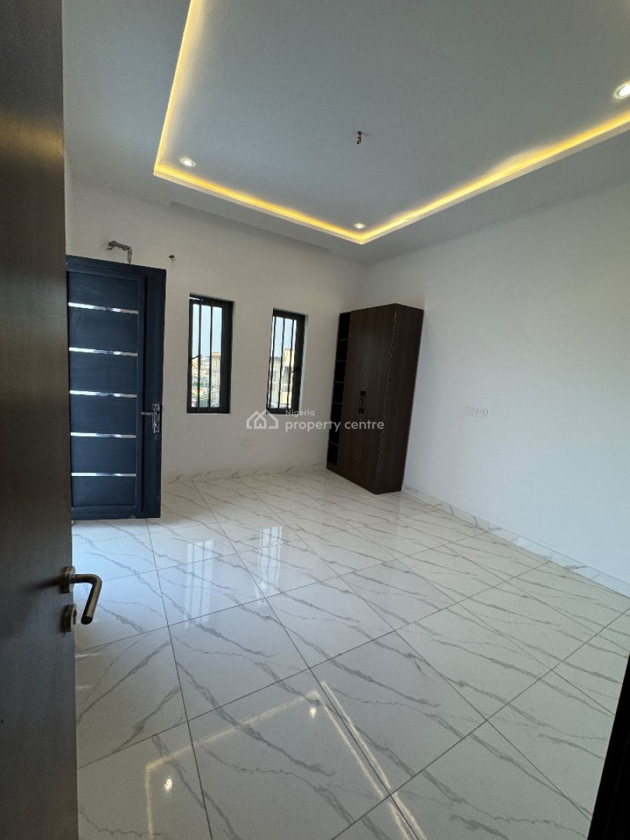 Brand New Luxury 4 Bedroom Terrace Duplex + Swimming Pool, New Road, Lekki Expressway, Lekki, Lagos, Terraced Duplex for Sale