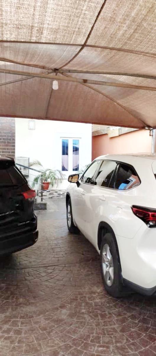 a Well Maintained Spacious 5 Bedroom Fully Detached Duplex with Bq, Gra Phase 1, Magodo, Lagos, Detached Duplex for Rent