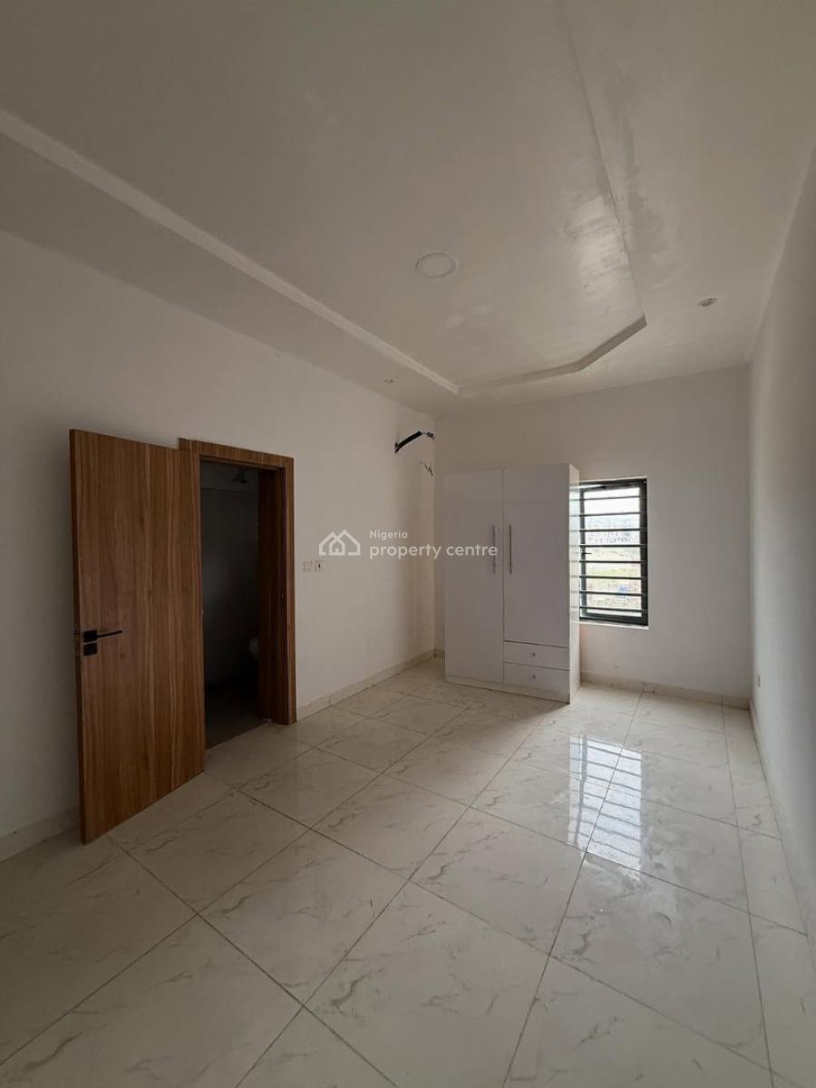 Exquisite 3 Bedroom Apartment with Bq, Lekki Phase 1, Lekki Phase 1, Lekki, Lagos, Block of Flats for Sale