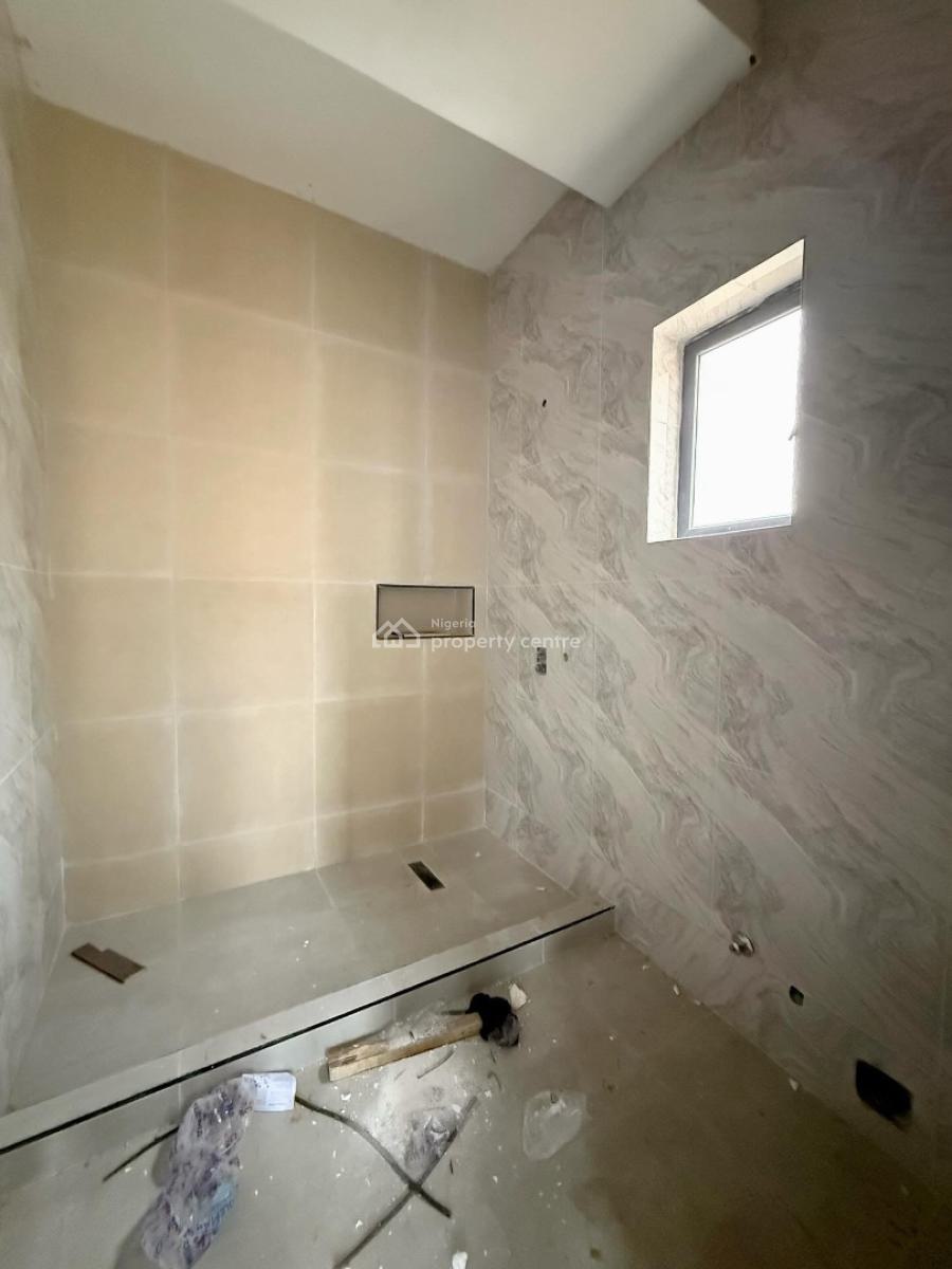 Exquisite 3 Bedroom Apartment with Bq, Lekki Phase 1, Lekki Phase 1, Lekki, Lagos, Block of Flats for Sale