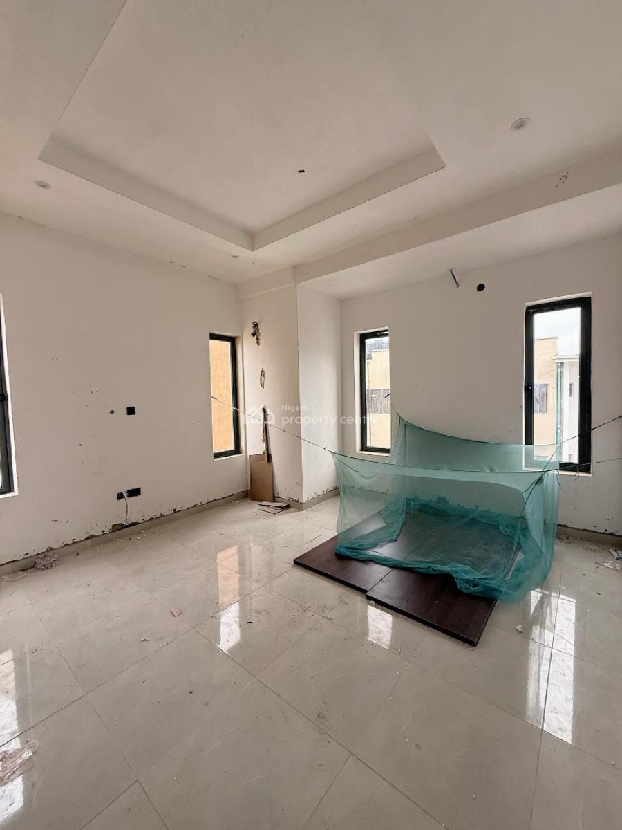 Exquisite 3 Bedroom Apartment with Bq, Lekki Phase 1, Lekki Phase 1, Lekki, Lagos, Block of Flats for Sale