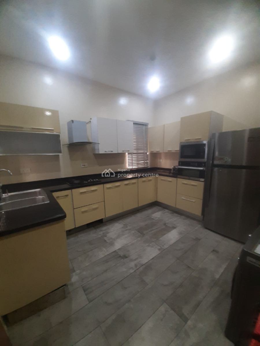 Well-furnished and Serviced 3 Bedroom En-suite Flat with Fully Fitted, Oniru, Victoria Island (vi), Lagos, Flat / Apartment for Rent