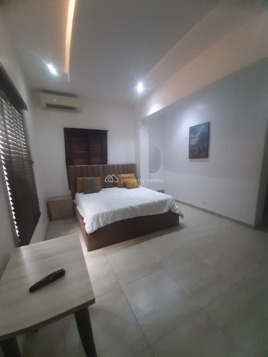 Well-furnished and Serviced 3 Bedroom En-suite Flat with Fully Fitted, Oniru, Victoria Island (vi), Lagos, Flat / Apartment for Rent