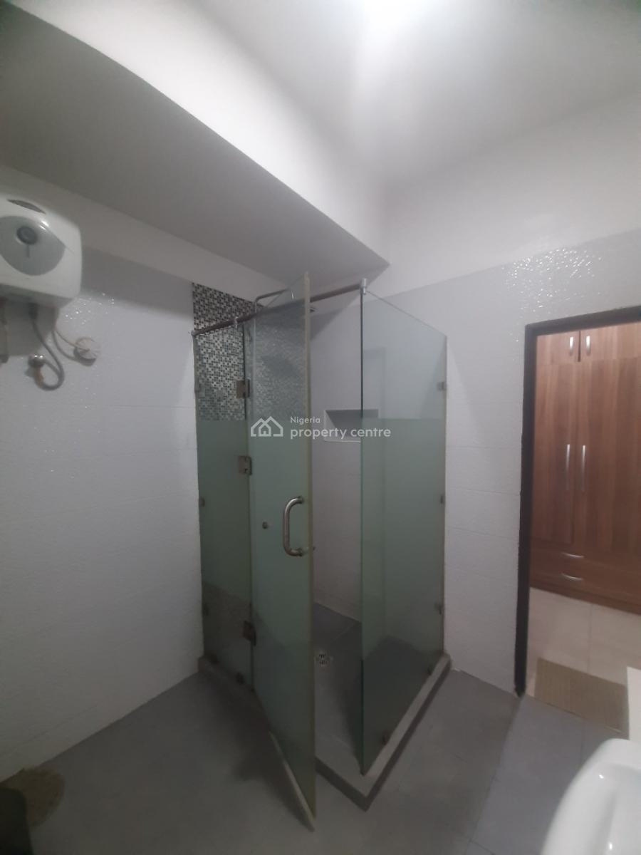 Well-furnished and Serviced 3 Bedroom En-suite Flat with Fully Fitted, Oniru, Victoria Island (vi), Lagos, Flat / Apartment for Rent