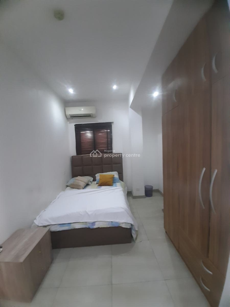 Well-furnished and Serviced 3 Bedroom En-suite Flat with Fully Fitted, Oniru, Victoria Island (vi), Lagos, Flat / Apartment for Rent