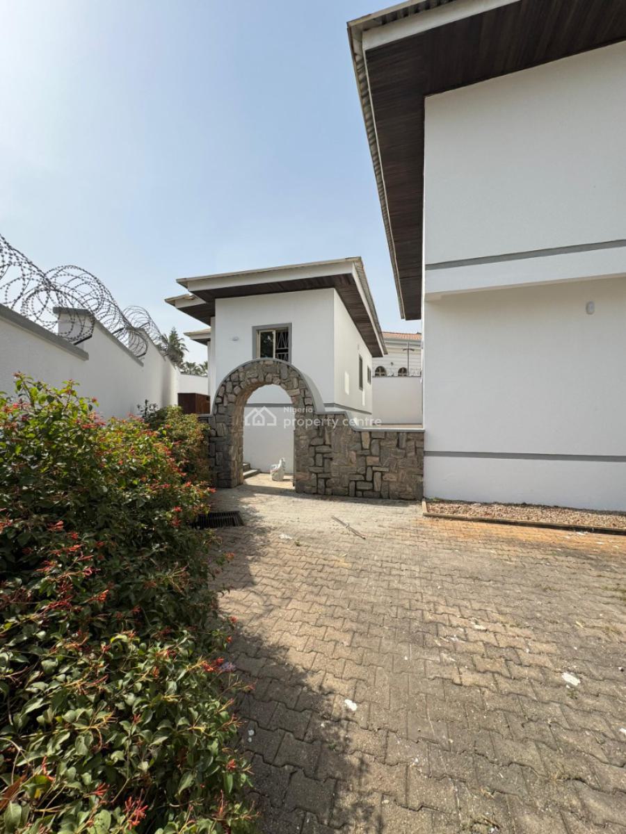 6 Bedrooms Detached Duplex with Bq, Off Ibb Way, Maitama District, Abuja, Detached Duplex for Sale