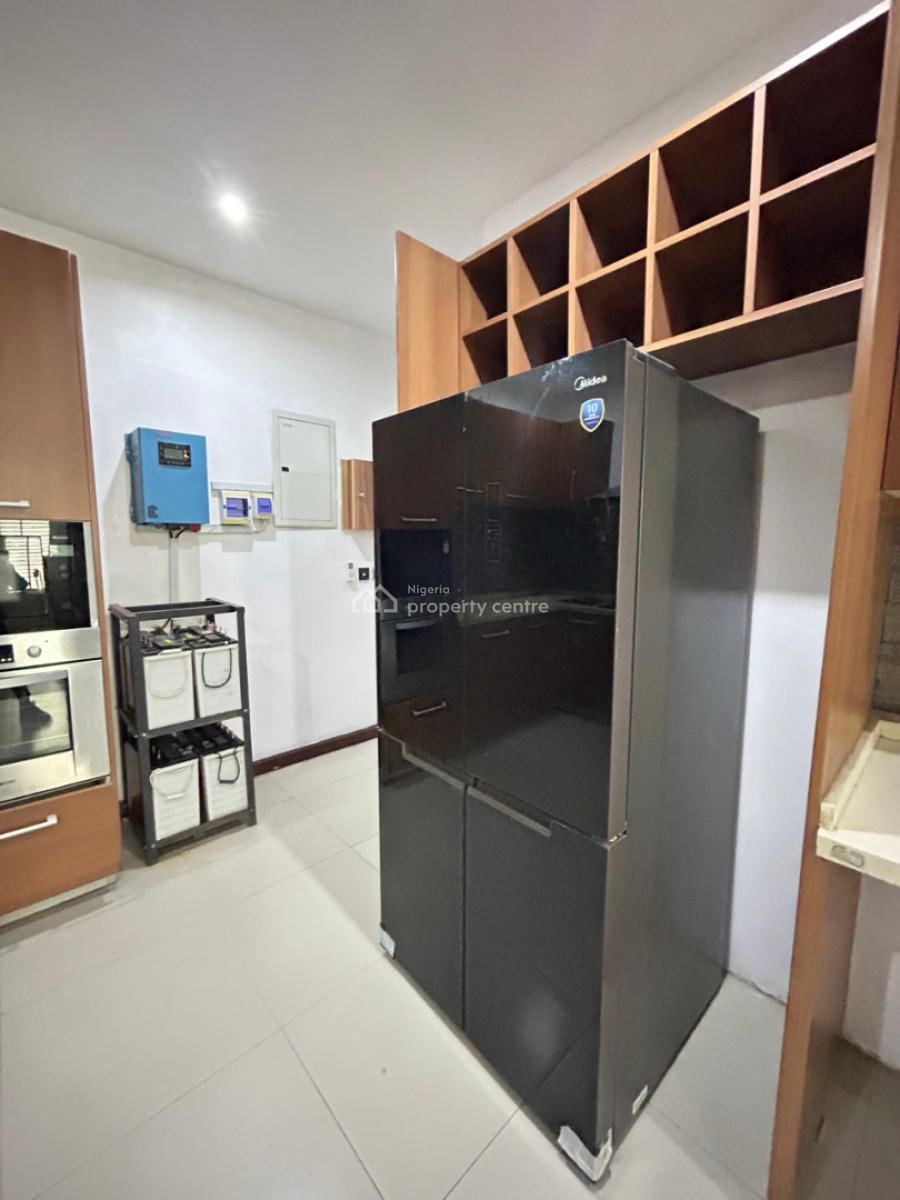3 Bedroom Flat with Maid Room and Swimming Pool and Gym, Ikoyi, Lagos, Flat / Apartment for Rent