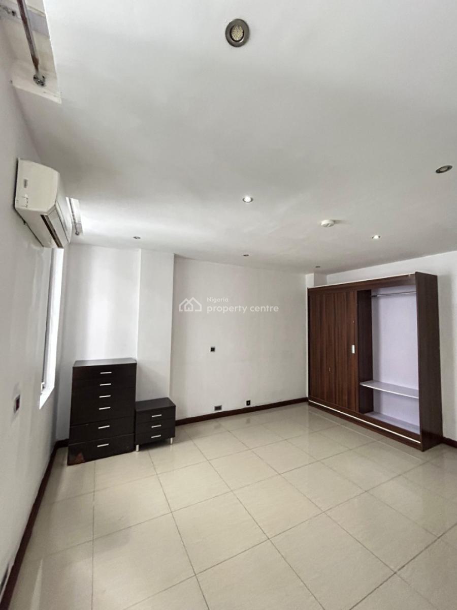 3 Bedroom Flat with Maid Room and Swimming Pool and Gym, Ikoyi, Lagos, Flat / Apartment for Rent