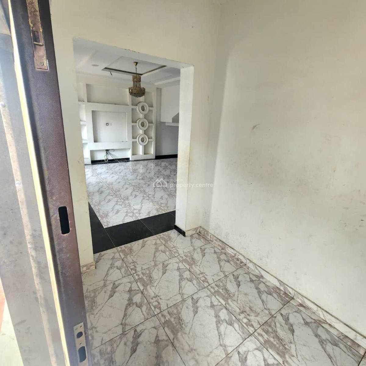 Massive Studio Apartment, Ensuite, Ikota, Lekki, Lagos, Flat / Apartment for Rent