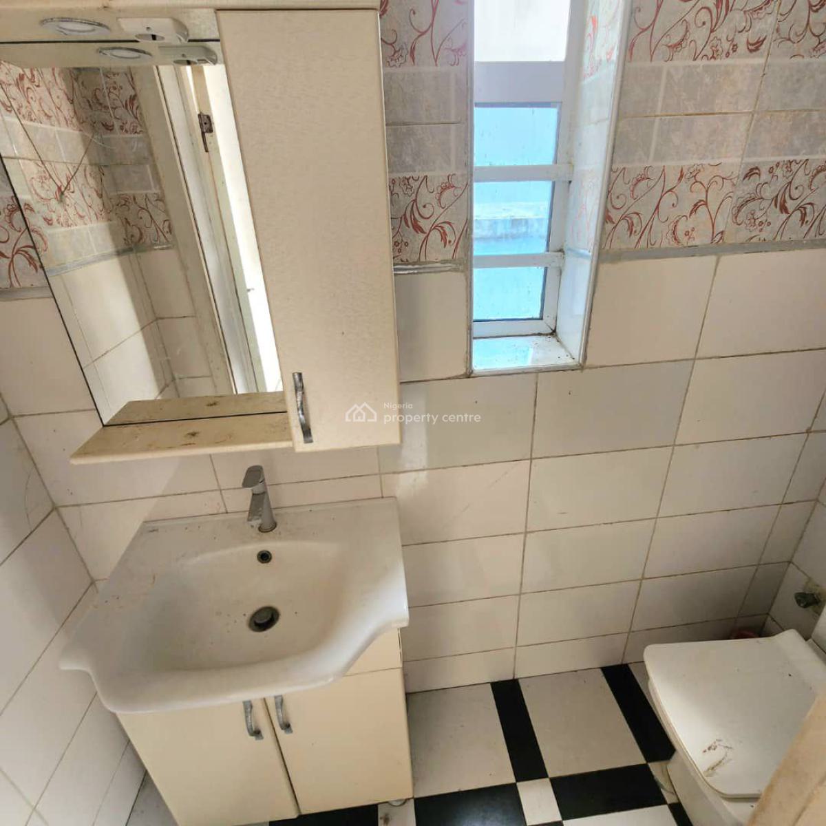 Massive Studio Apartment, Ensuite, Ikota, Lekki, Lagos, Flat / Apartment for Rent