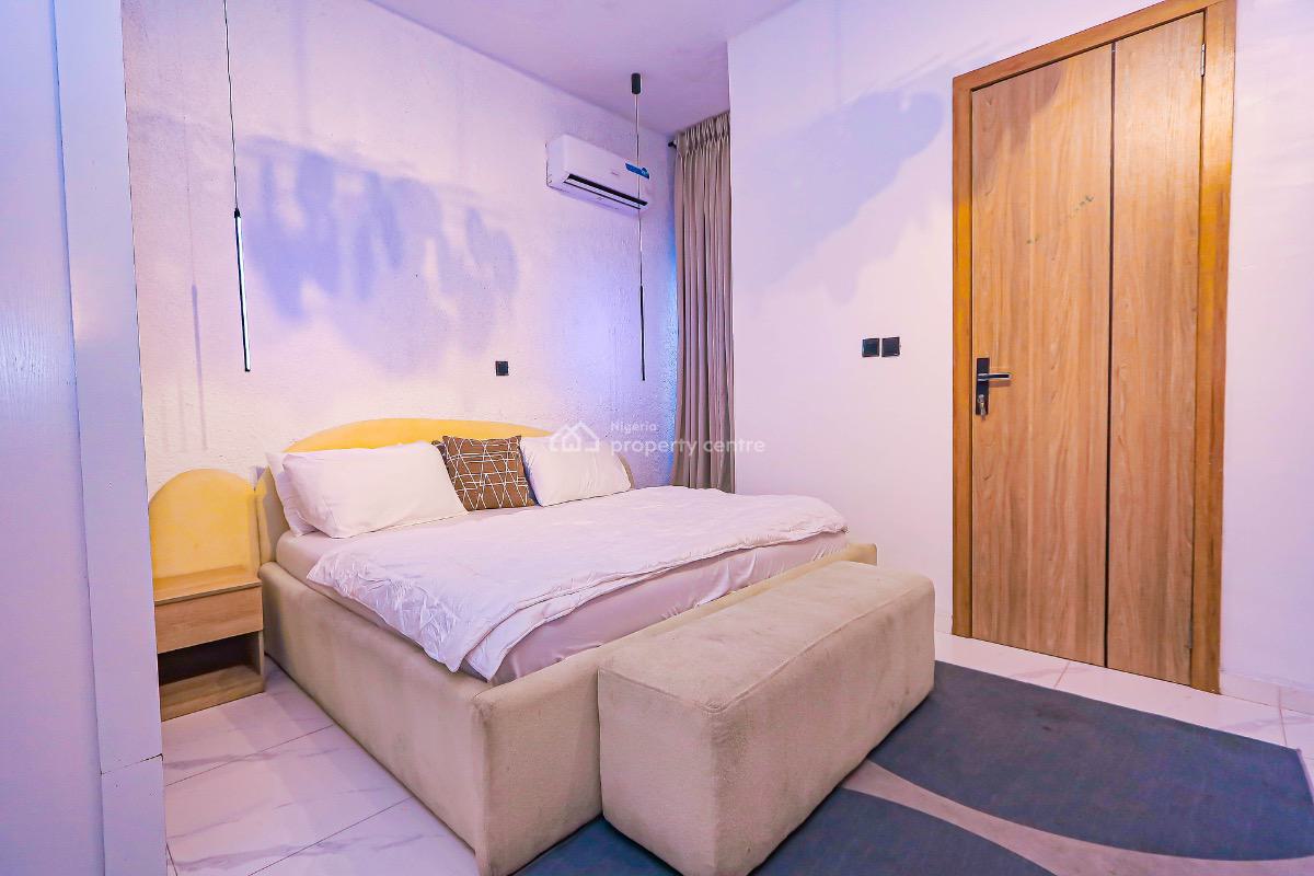 Classic Fully Furnish Brand New 4 Bedroom Duplex Terrace Gud Shot Let, Orchid Road Lekki, Lekki, Lagos, Terraced Duplex for Sale