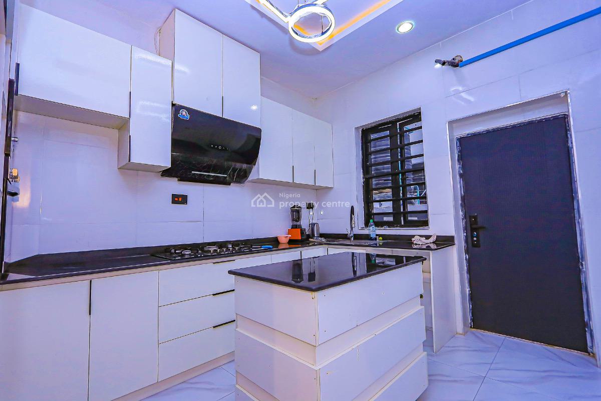 Classic Fully Furnish Brand New 4 Bedroom Duplex Terrace Gud Shot Let, Orchid Road Lekki, Lekki, Lagos, Terraced Duplex for Sale