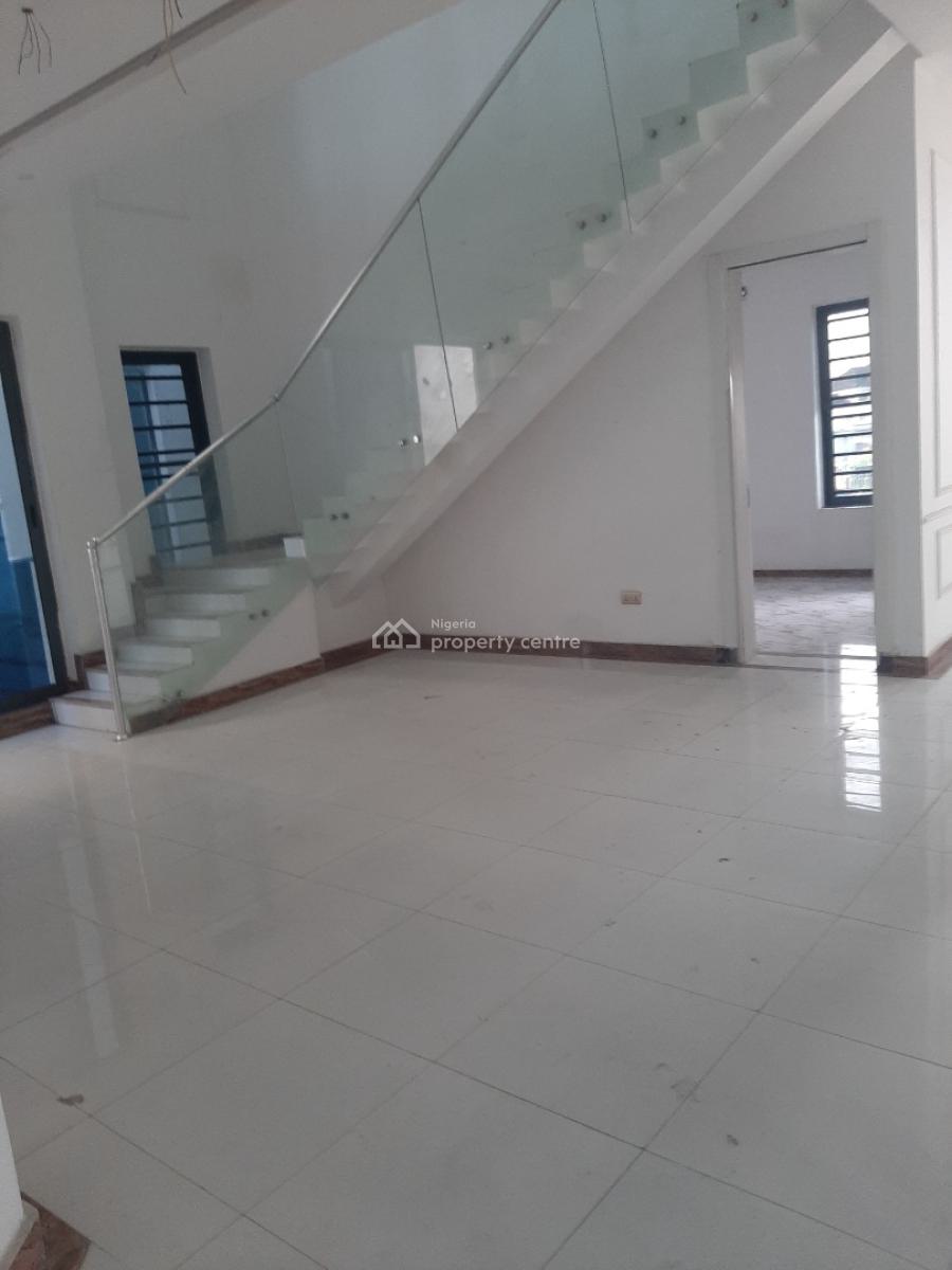 4, Lekki Phase 1, Lekki, Lagos, Terraced Duplex for Rent