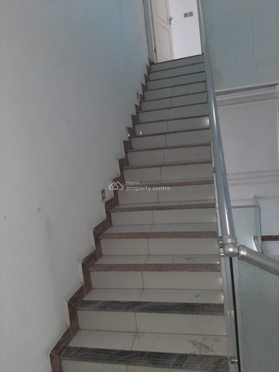 4, Lekki Phase 1, Lekki, Lagos, Terraced Duplex for Rent