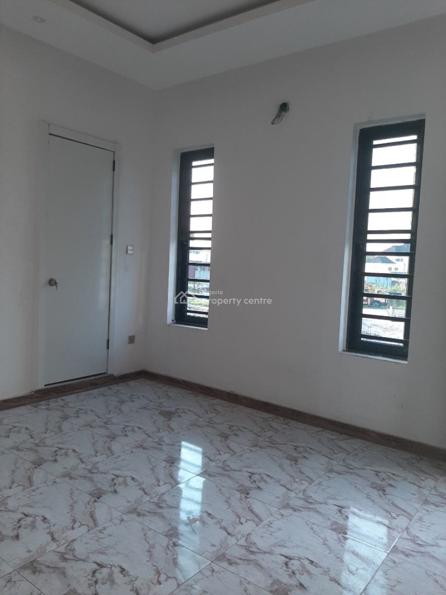 4, Lekki Phase 1, Lekki, Lagos, Terraced Duplex for Rent