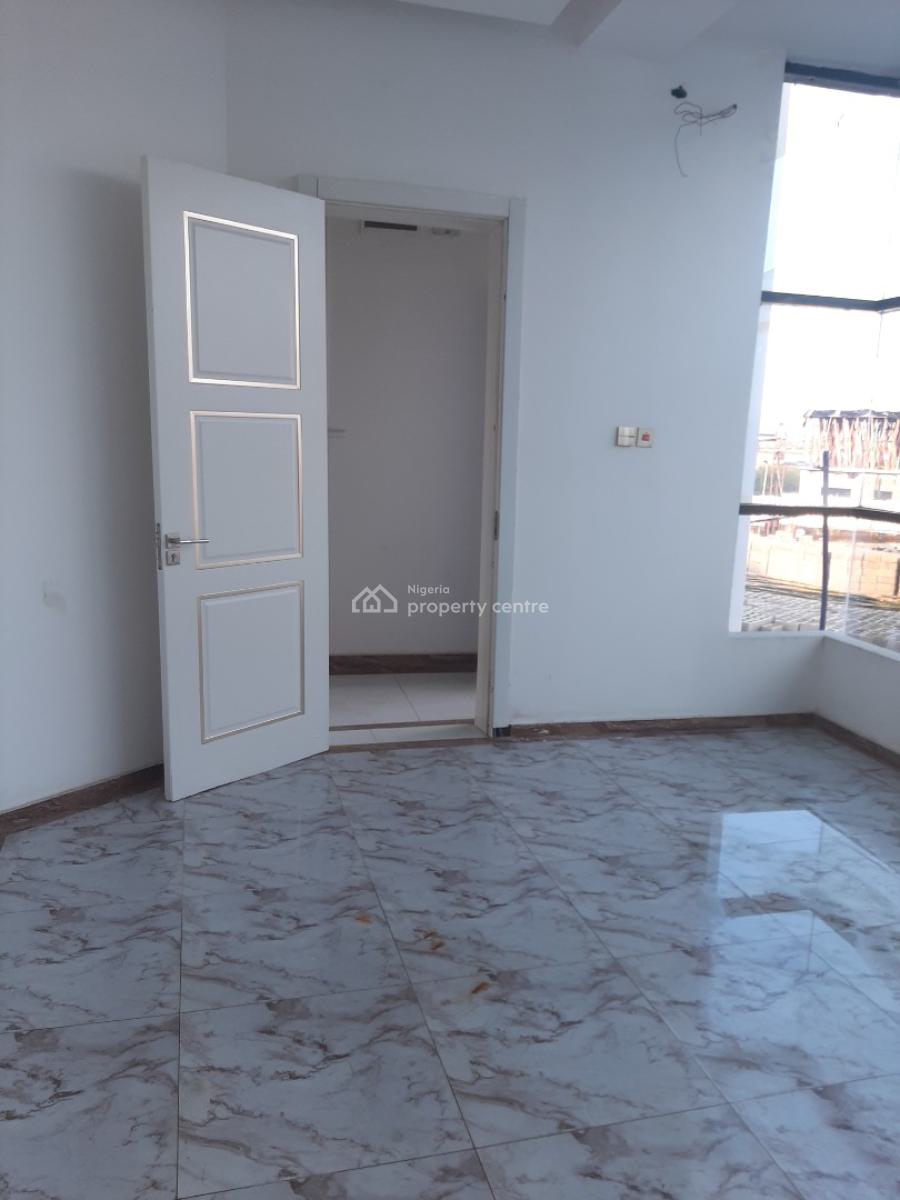 4, Lekki Phase 1, Lekki, Lagos, Terraced Duplex for Rent
