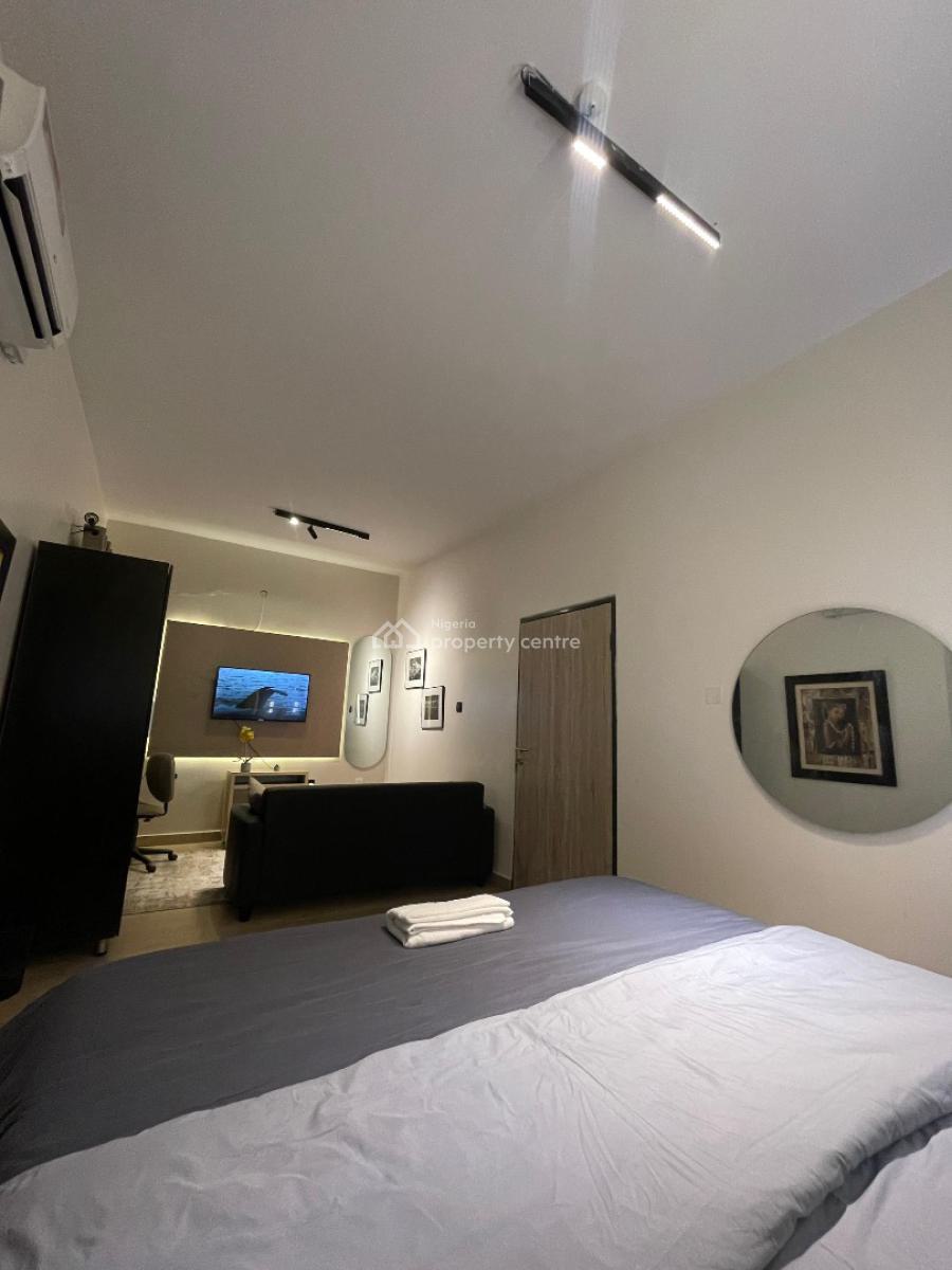 One Bedroom Apartment, Phase 1, Lekki, Lagos, Mini Flat (room and Parlour) Short Let