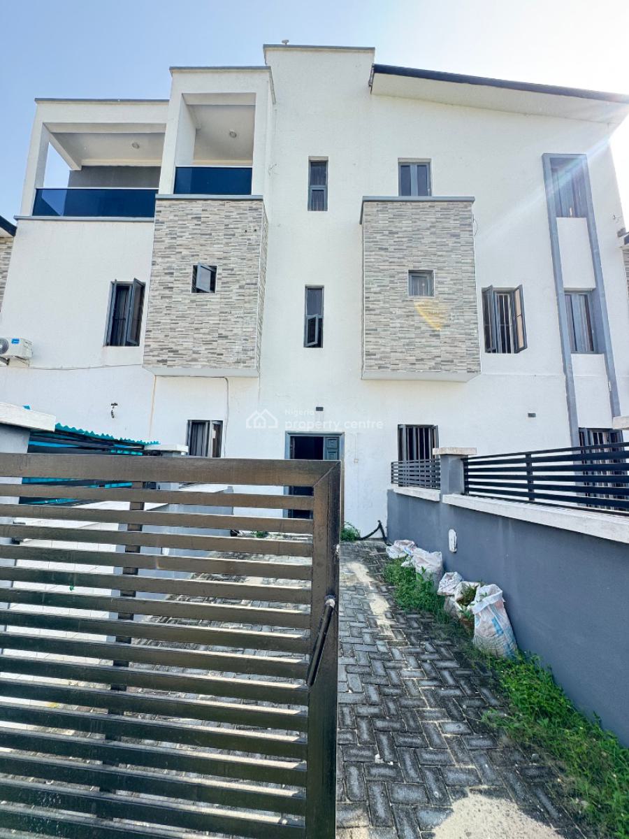 a Beautifully Finished, Luxury 2_ Bedroom Pent_floor_self Compound, Orchid Road Lekki, Lekki, Lagos, House for Rent